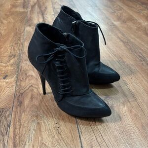 McQ by Alexander McQueen Fall 2013 Side Lace Up Stiletto Booties size 37